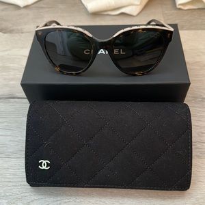 Authentic Chanel Butterfly Sunglasses brown with beige and chanel in black.